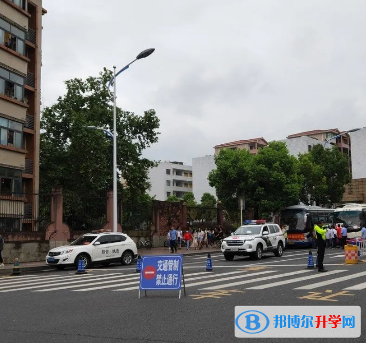 銅梁二中2021年報名條件、招生要求、招生對象