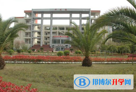 四川省資陽(yáng)中學(xué)2021年報(bào)名條件、招生要求、招生對(duì)象