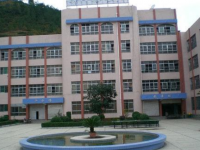 萬源市中學(xué)2025年排名