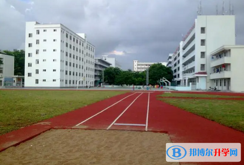 2023東方市八所中學(xué)招生計(jì)劃 招生人數(shù)是多少(附要求、條件、對象)