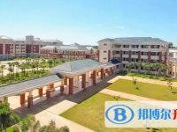 2025三亞外國(guó)語(yǔ)學(xué)校招生簡(jiǎn)章