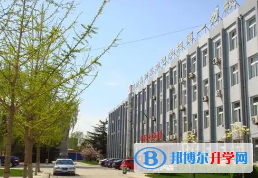 保定市物探中心學(xué)校第一分校地址，乘車路線