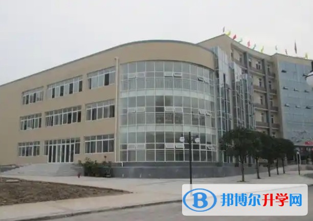 榮縣一中地址，乘車路線