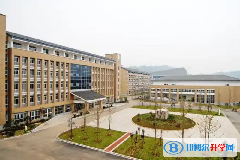 四川省青川中學(xué)地址，乘車路線