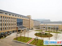 四川省青川中學(xué)地址，乘車路線