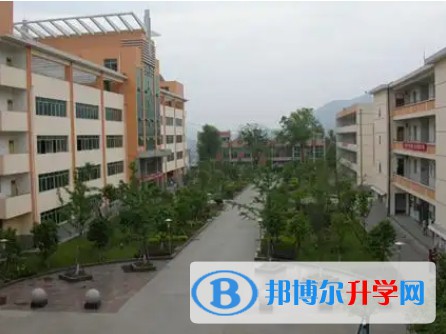 旺蒼縣東城中學(xué)地址，乘車路線